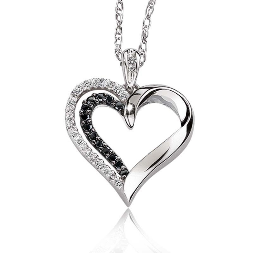 Like new! Ashcroft & Oak Black & White Diamond Heart Pendant in Sterling Silver